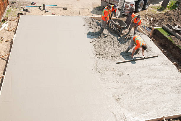 Best Concrete Pool Decks in Thorsby, AL